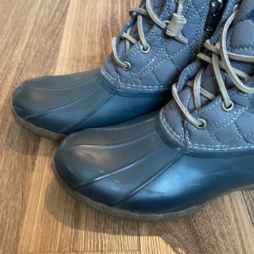 Sperry Duck Boot - Picture 2 of 10